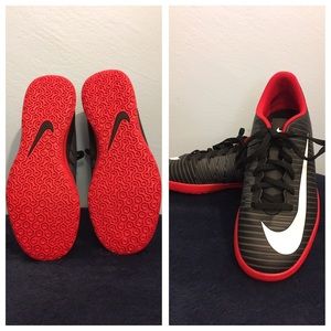 Nike Mercurial VortexIII IC Black/Red/Grey ⚽️sz 5Y